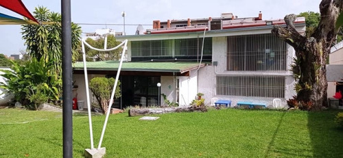 Imagen 5 de 17 de Casa Comercial En Alquiler - Urb. Altamira
