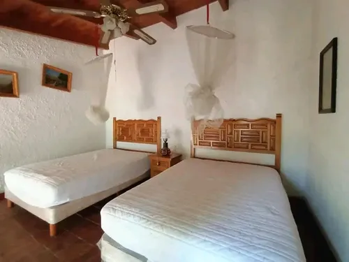 Casa Sola Jardín Maduro Vocación Múltiple