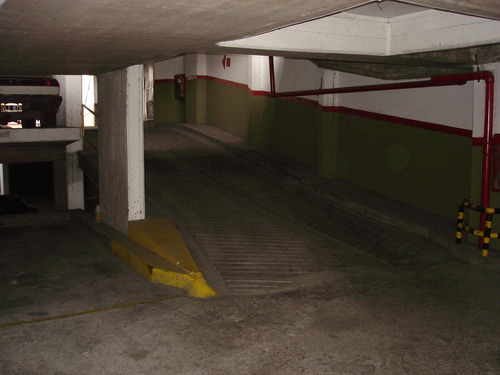 Imagen 4 de 7 de Cochera Fija En Alquiler Auto Camioneta Precio Final Dueño!