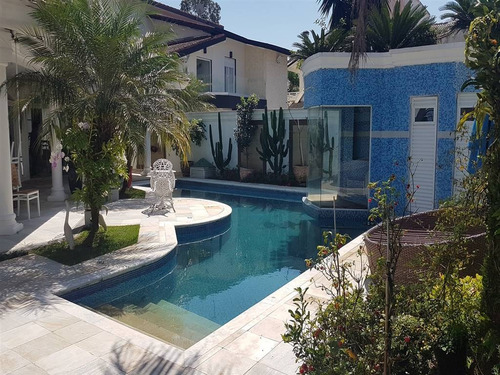 Imagem 7 de 30 de Imperdível Sobrado Com 3 Dorms Sendo 1 Suite Master, 2 Suítes, 2 Salas, Jardim, Sauna, 4 Vagas De Garagem, Piscina Com Cascata, Agende Sua Visita Correndo. - Hm3354