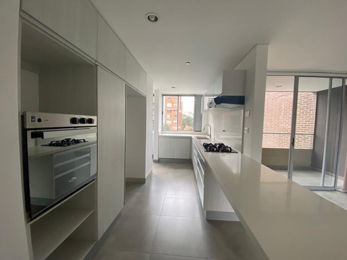 Imagen 4 de 14 de Espectacular Apartamento, Exclusiva Unidad Loma De Benedictinos