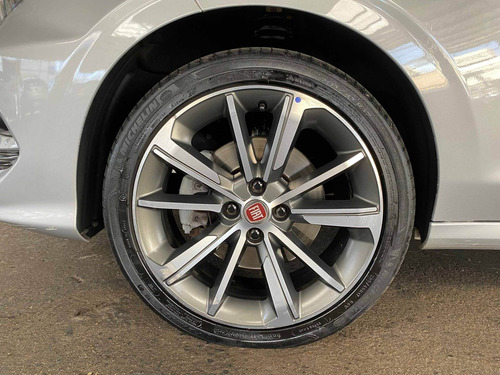 Imagem 11 de 11 de Fiat Cronos 1.8 E.torq Flex Precision Manual
