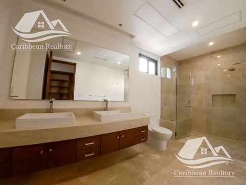 Imagen 20 de 30 de Casa En Venta En Puerto Cancun Zona Hotelera B-msn826