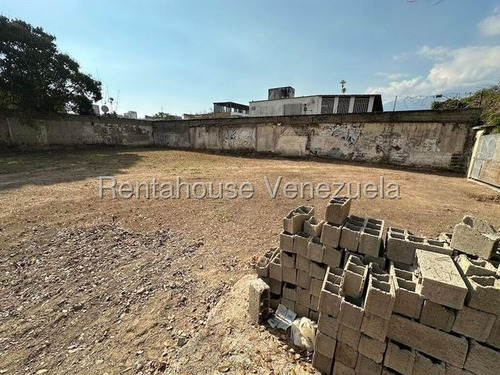En Venta Terreno Totalmente Plano En El Cafetal Mr