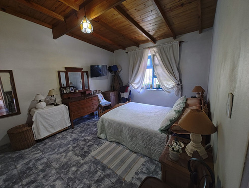 Chalet En Barrio Zacagnini