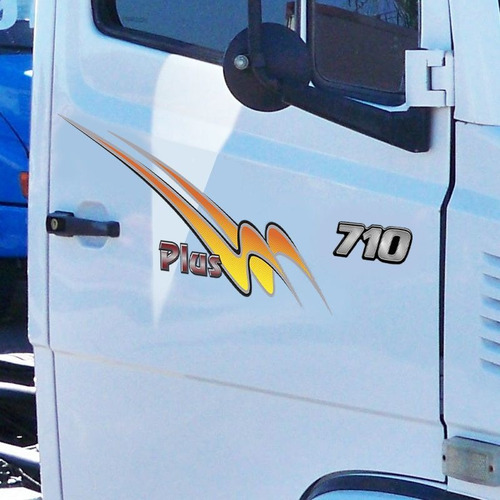 Imagem 2 de 9 de Kit Faixa Mercedes Mb 710 Plus 2004 + Emblemas Capô Lateral