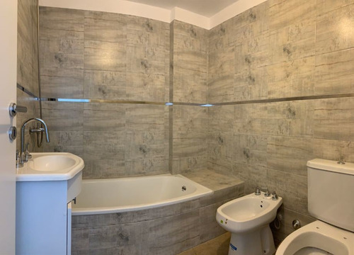Imagen 6 de 14 de Departamento En Venta En Lanus Oeste