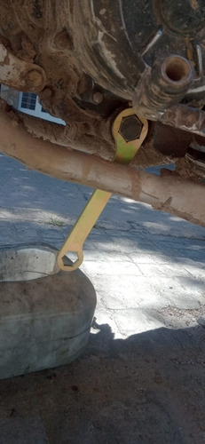 Llave Ajusta Tapa Válvulas Motor 110cc 24-17