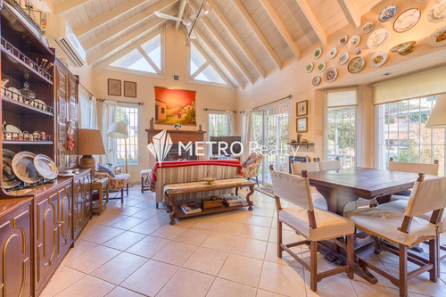 Casa En Venta En Villa De Mayo
