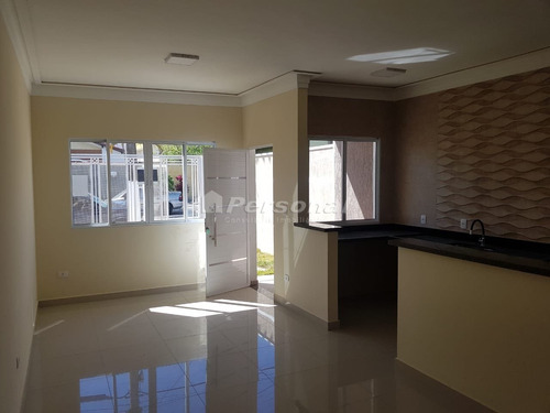 Imagem 8 de 15 de Casa Em Via Publica Em Parque Paduan - Taubaté - 681
