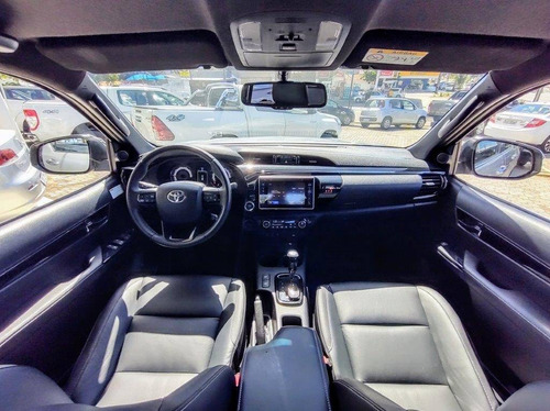 Imagem 4 de 8 de Toyota Hilux 2.8 Srx 4x4 Cd 16v Diesel 4p Automático