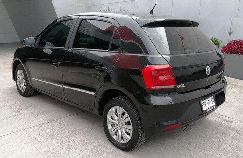 Imagen 3 de 8 de Volkswagen Gol 2017 1.6 Trendline Mt 5 P