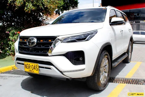 Toyota Fortuner Srv 2023