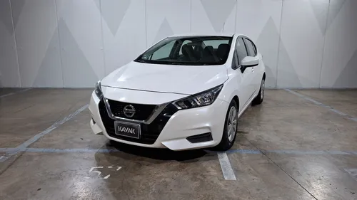 Nissan Versa 1.6 Sense Cvt