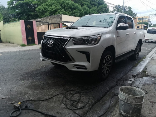 Toyota Hilux 2018
