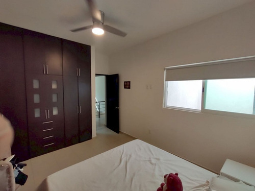 Casa Estilo Contemporáneo En Lomas De Cuernavaca.