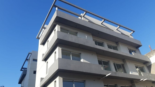 Imagen 3 de 12 de Venta Monte Grande 4 Locales A Estrenar. Planta Baja Sobre Calle De Gran Circulación.