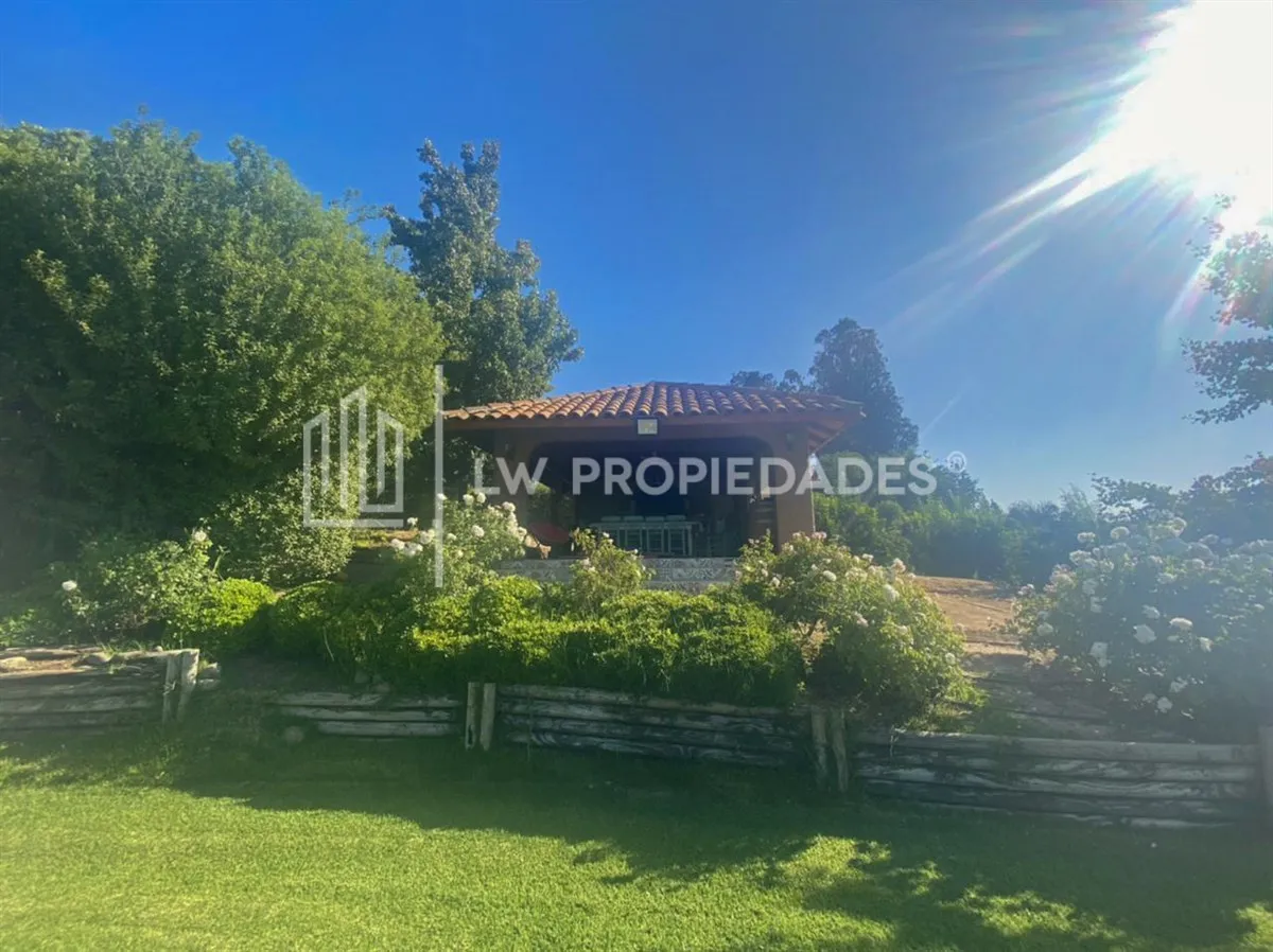 Imagen 1 de 30 de Casa En Arriendo En Condominio 5d / Limache