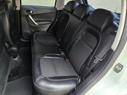 Citroën C3 1.6 Exclusive 16v Flex 4p Automatico