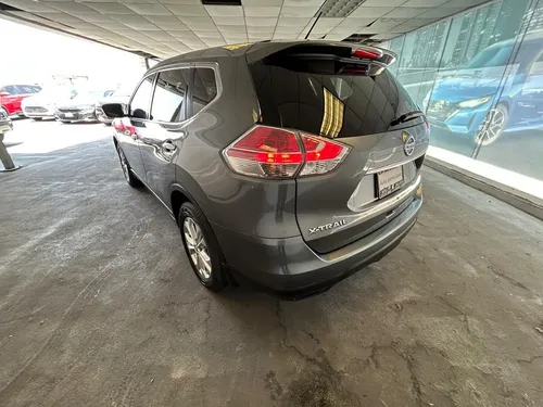 Nissan X-Trail 2.5 Sense 2 Filas Cvt