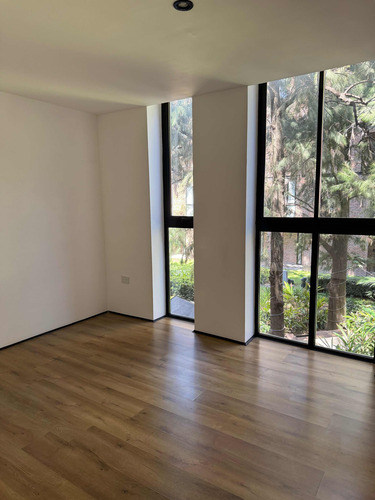 Impecable Y Moderno Duplex De 3 Ambientes Con Cochera En Venta - Inmejorable Ubicación Muy Cerca De Autopista.