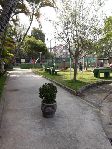 Apartamento À Venda Na Rua Amaro Velho, Jardim Vergueiro, São Paulo - Sp - Liv-9780
