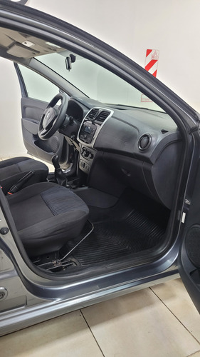 Renault Logan 1.6 Authentique Plus 85cv