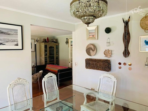 Imagen 2 de 17 de Casa En Venta De 3 Dorm. En Lo Barnechea
