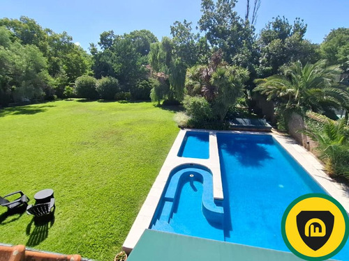 Casa En Venta Apto Credito - Bella Vista - 6 Dormitorios