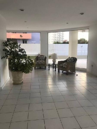 Imagen 15 de 17 de Edificio Siglo Sol - Penthouse Con Terraza Y Vista Al Mar - Punta Del Este