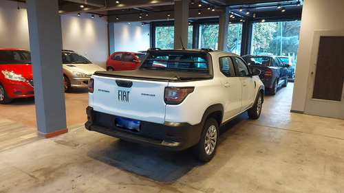 Fiat Strada 1.4 8v Freedom Cd