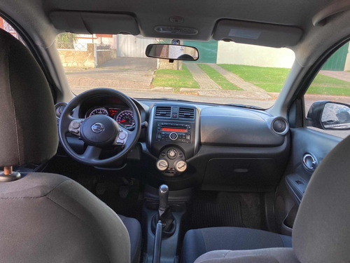Nissan Versa Extra Full
