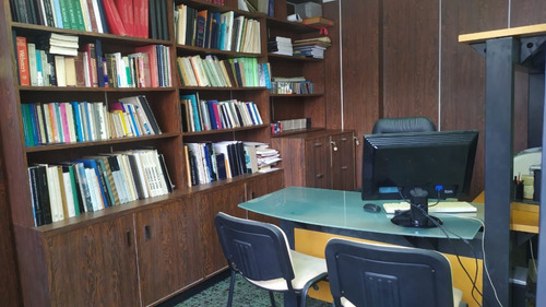 Venta. Oficina. Av. Universidad (tg)