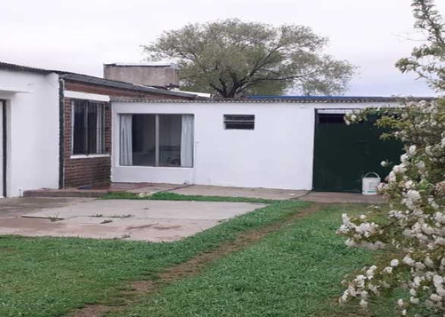 Vendo Casa De 45 Mts Cuadrados Sobre Lote De 10 X 20 Mts