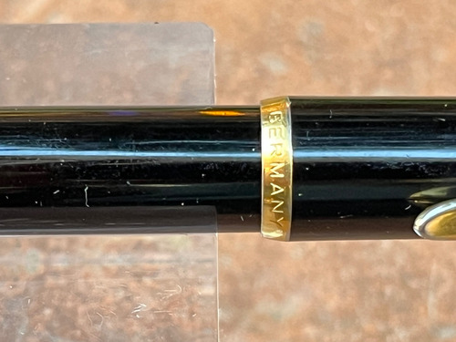 Estilográfica Pelican 150 Pluma 14 K Negro Azul (Usado)