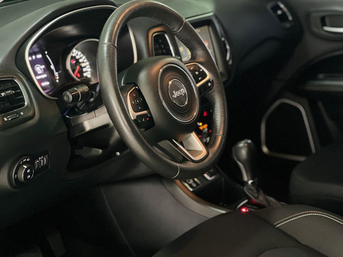 Jeep Compass LONGITUDE 2.0 4x2 Flex 16V Aut.