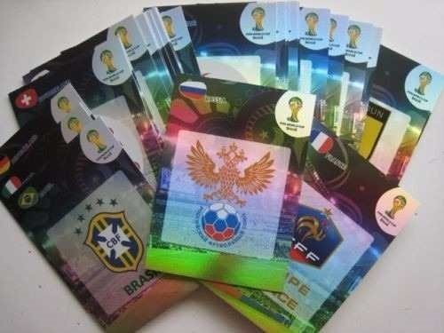 Adrenalyn World Cup Brasil 2014 - 32 Escudos - Panini.