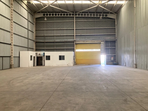 Bodega 608 M2 Con Oficina Roberto Simpson