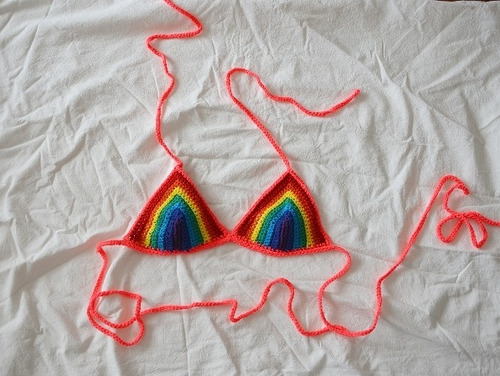 Corpiño Bikini Top Triangulo Arcoiris Fluor Tejido Crochet 