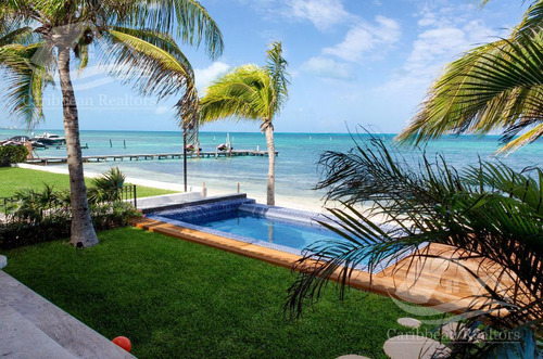 Casa En  Venta En  Cancun Zona Hotelera B-emm6424