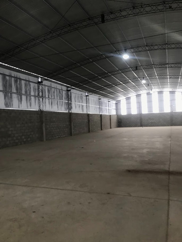 Nave Industrial 750 M2 Autovía Rp5 Cordoba - Alta Gracia