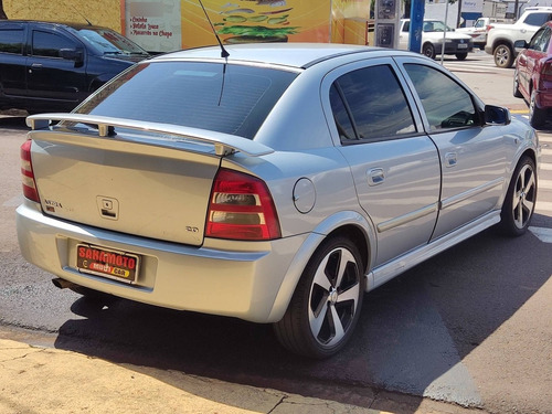 Imagem 2 de 15 de Chevrolet Astra 2.0 Mpfi Cd 8v Gasolina 4p Manual