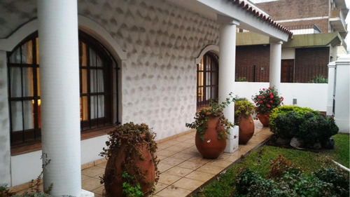 Imagen 3 de 7 de Casa Estilo Colonial Con 3 Dormitorios Y Escritorio