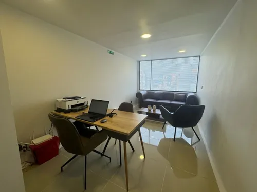 Consultorio En Venta En Santa Barbara Occidental. Cod V14880