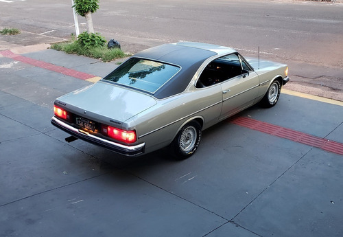 Imagem 11 de 15 de Opala Comodoro 4.1 Coupe 1980 Automatic Placa Preta Completo