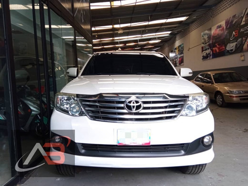 Imagen 2 de 13 de Toyota Fortuner Sr5 Automatica Dubai 4x4