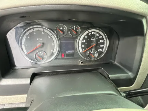 Dodge Ram 5.7 1500 Slt 4x2