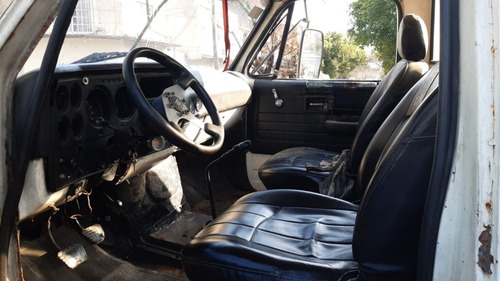 Imagen 9 de 9 de Chevrolet 714 Con Hidrogrua