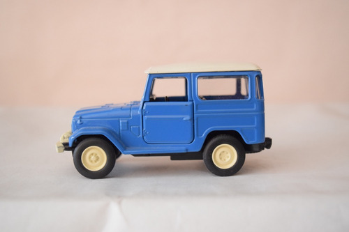 Toyota Bandeirante Azul Carros Brasileiros 1/36 Sin Caja (Usado)
