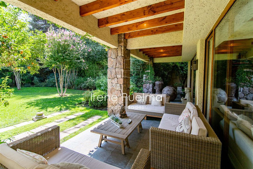 Vende Excelente Casa En Sector Los Nogales En Lo Barnechea